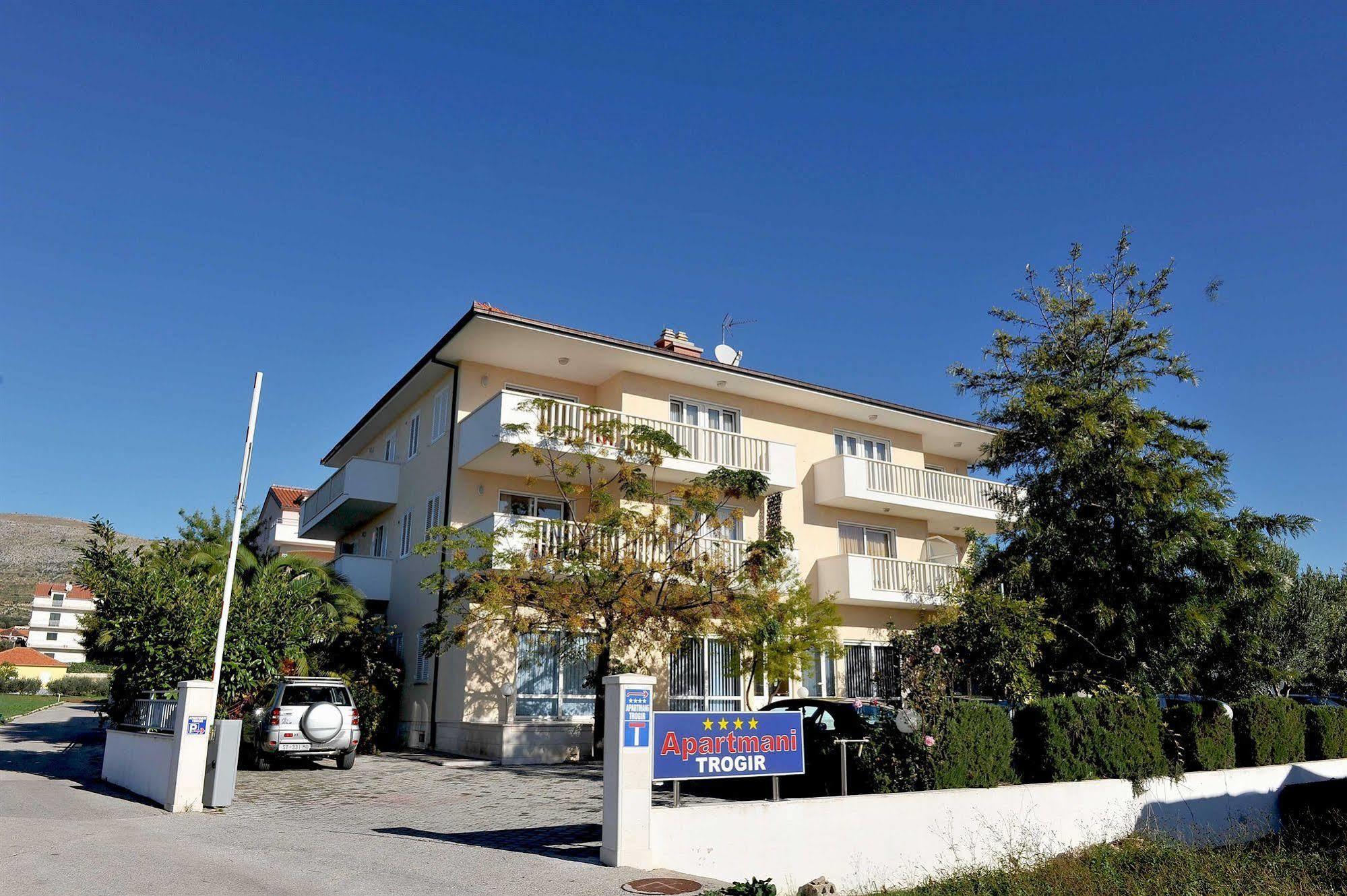 Lägenhet Apartmani Trogir